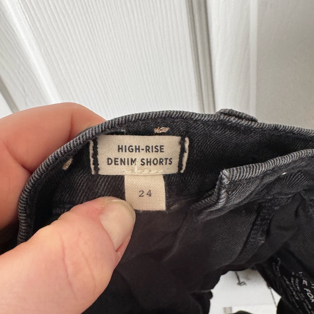 Madewell Black Jean Shorts - Picture 5 of 5